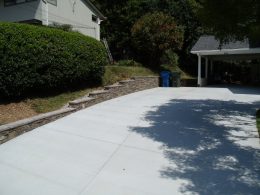 driveway with EML wall with grey Heritage caps